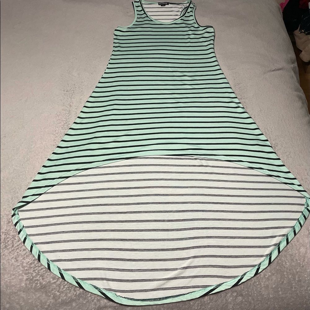 𝅺IMPRESS stretchy high low dress size large. Excellent condition.